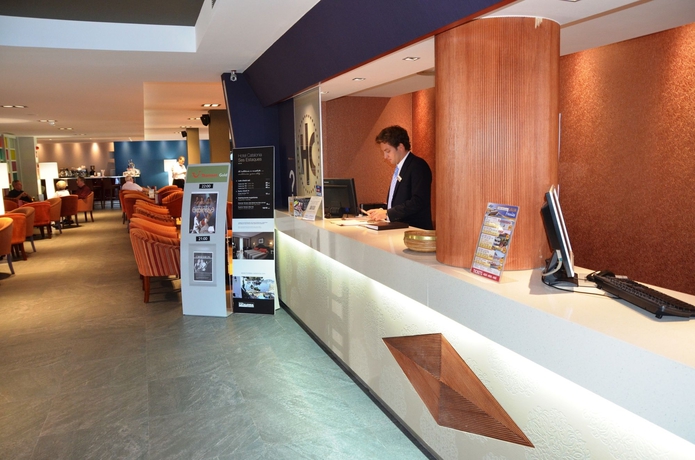 Imagen de los interiores del Hotel Catalonia Ses Estaques - Adults Only. Foto 13