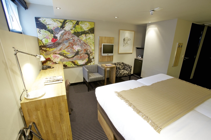 Imagen de la habitación del Hotel Catalonia Vondel Amsterdam. Foto 11