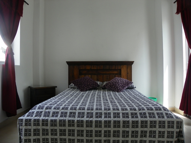 Imagen de la habitación del Hotel Cataluña, Pereira. Foto 8