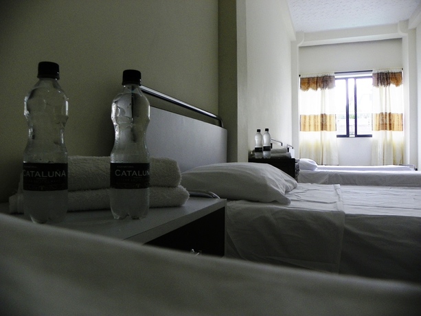 Imagen de la habitación del Hotel Cataluña, Pereira. Foto 15