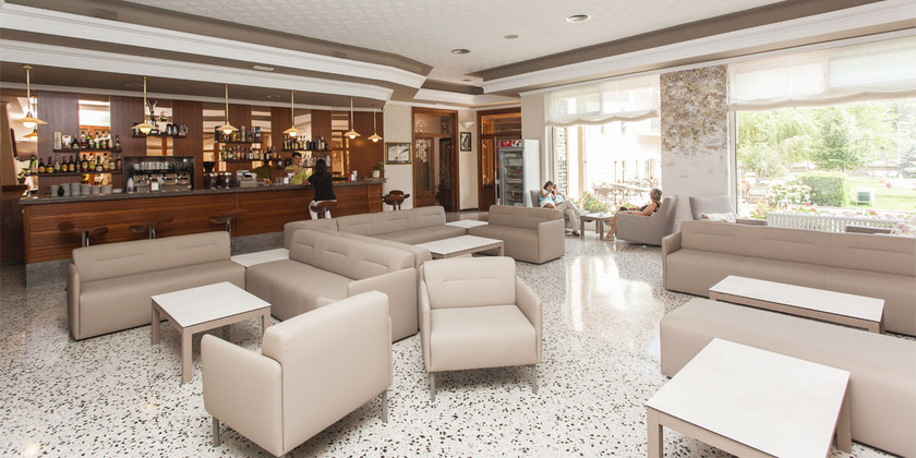 Imagen de los interiores del Hotel Catalunya Park. Foto 7