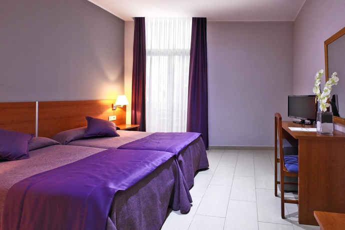 Imagen de la habitación del Hotel Catalunya, Plaza Catalunya. Foto 5