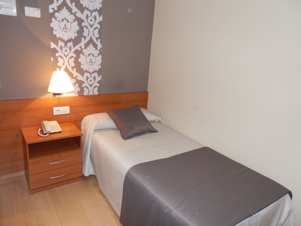 Imagen de la habitación del Hotel Catalunya, Plaza Catalunya. Foto 8