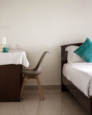 Imagen de la habitación del Hotel Catalyst Suites. Foto 9