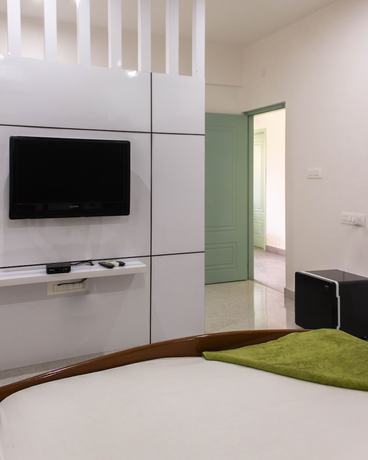 Imagen de la habitación del Hotel Catalyst Suites. Foto 19