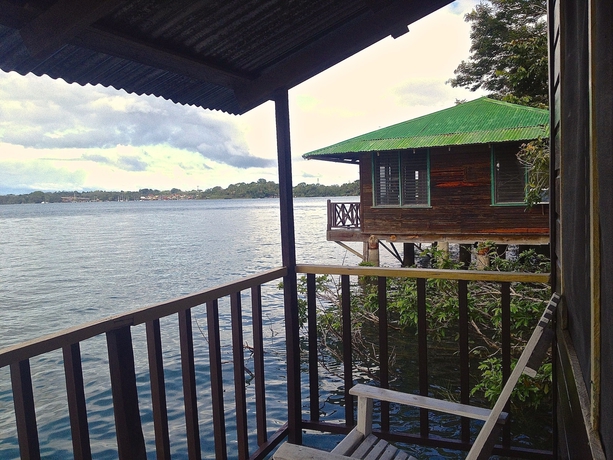 Imagen de la habitación del Hotel Catamaran, ALDEA RIO DULCE. Foto 10
