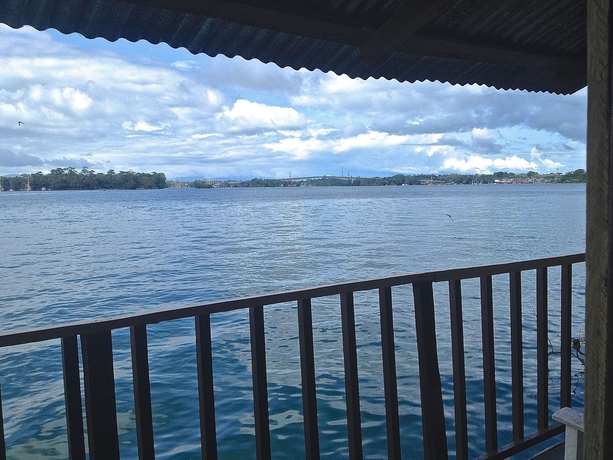 Imagen de la habitación del Hotel Catamaran, ALDEA RIO DULCE. Foto 13