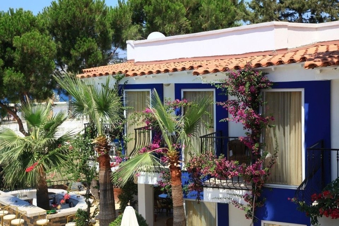 Imagen de los exteriores del Hotel Catamaran, Bodrum. Foto 18