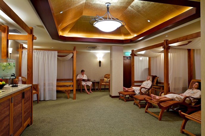 Imagen de la piscina del Hotel Catamaran Resort and Spa. Foto 9