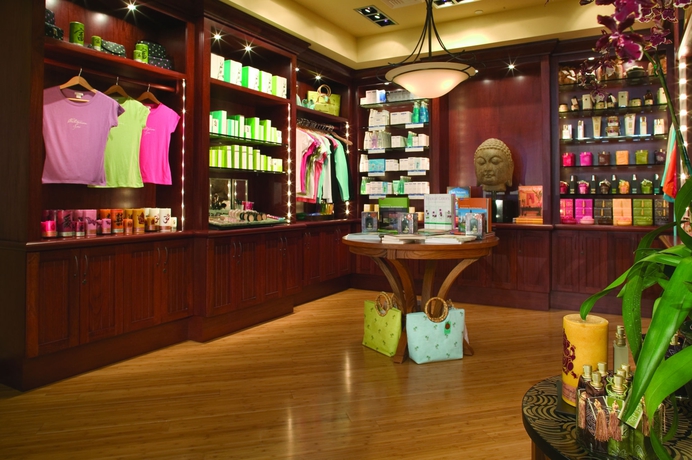 Imagen de la piscina del Hotel Catamaran Resort and Spa. Foto 11