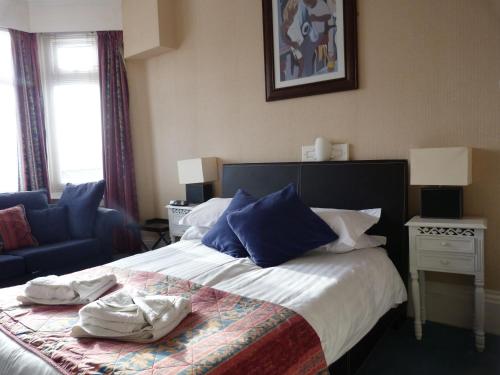 Imagen de la habitación del Hotel Catania. Foto 6