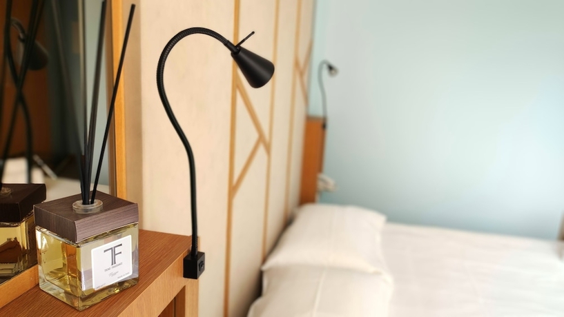 Imagen de la habitación del Hotel Catania Sea Palace. Foto 14