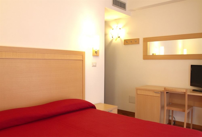 Imagen de la habitación del Hotel Catania Town. Foto 13