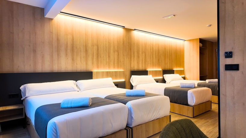Imagen de la habitación del Hotel Catanies. Foto 7