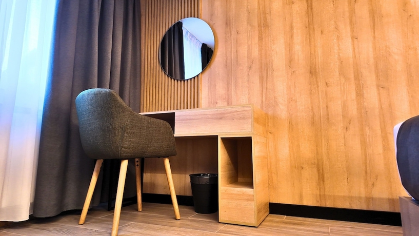 Imagen de la habitación del Hotel Catanies. Foto 12