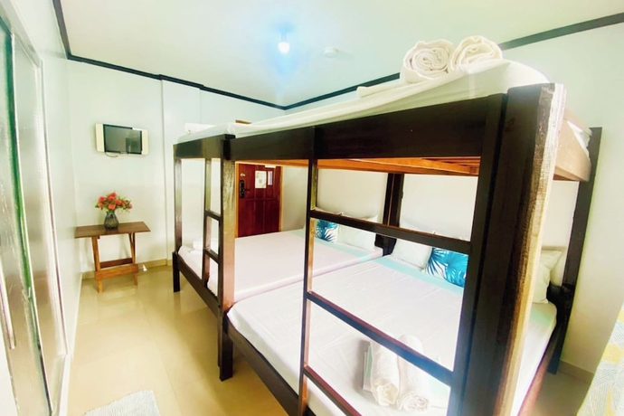 Imagen de la habitación del Hotel Catappa Lodge Puerto Galera. Foto 6