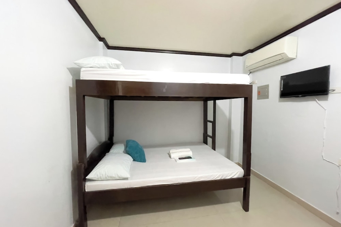 Imagen de la habitación del Hotel Catappa Lodge Puerto Galera. Foto 11