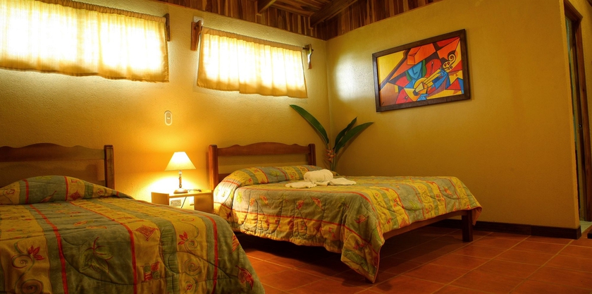 Imagen de la habitación del Hotel Catarata Eco-lodge. Foto 7