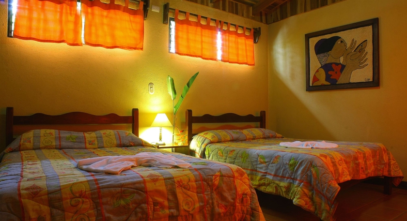 Imagen de la habitación del Hotel Catarata Eco-lodge. Foto 9