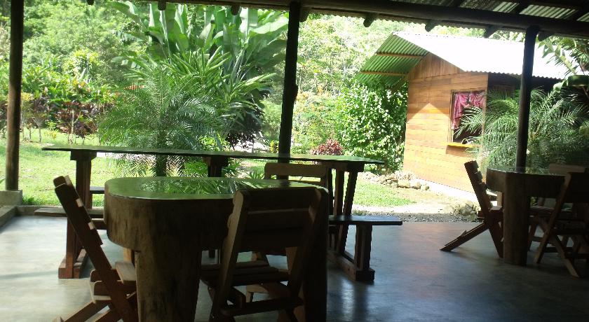 Imagen del bar/restaurante del Hotel Cataratas Bijagua Lodge. Foto 2