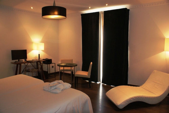 Imagen de la habitación del Hotel Catedral Almería. Foto 9