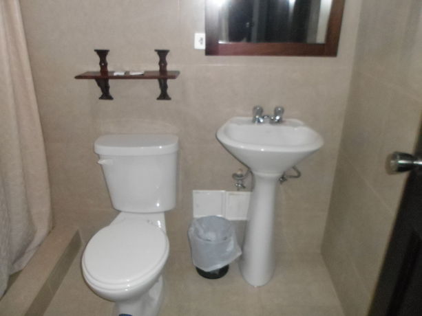 Imagen de los interiores del Hotel Catedral Cuenca. Foto 10