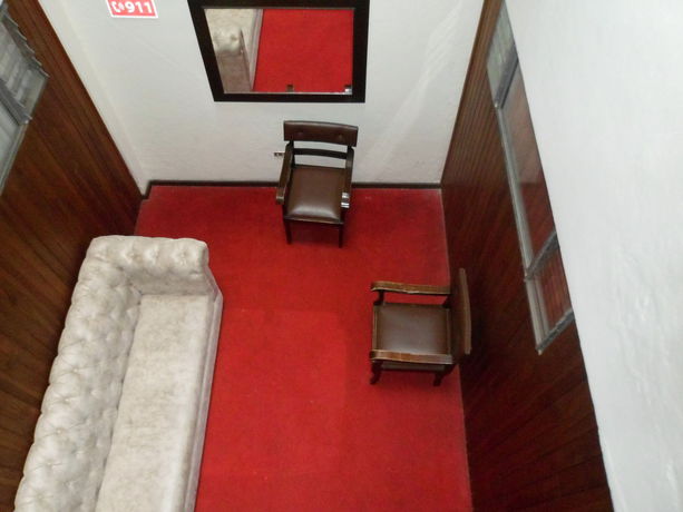 Imagen de los interiores del Hotel Catedral Cuenca. Foto 12