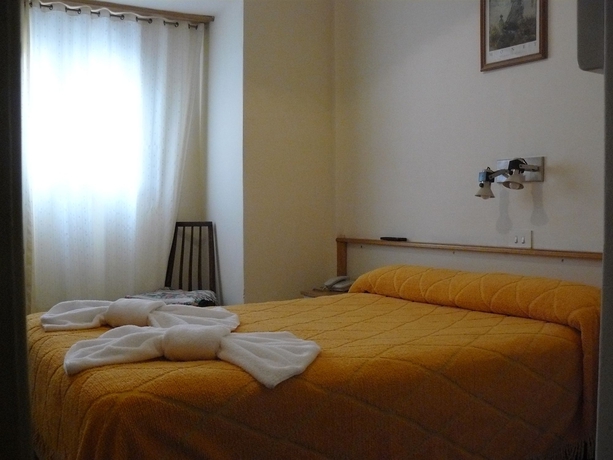 Imagen de la habitación del Hotel Catedral, Mar del Plata. Foto 4