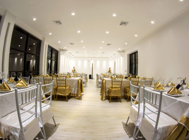 Imagen del bar/restaurante del Hotel Catedral Plaza. Foto 5