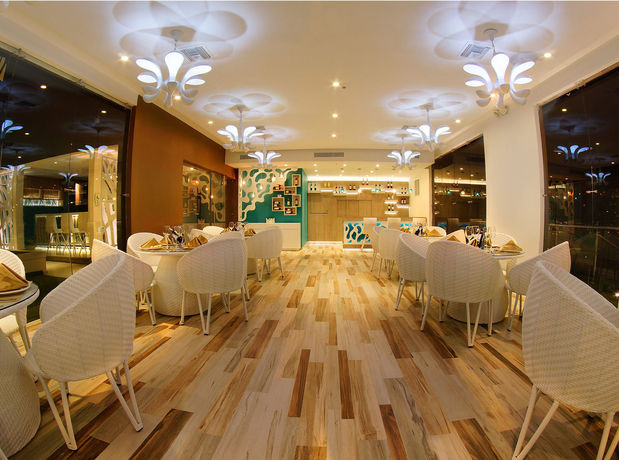 Imagen del bar/restaurante del Hotel Catedral Plaza. Foto 6