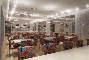 Imagen del bar/restaurante del Hotel Catedral Plaza. Foto 9