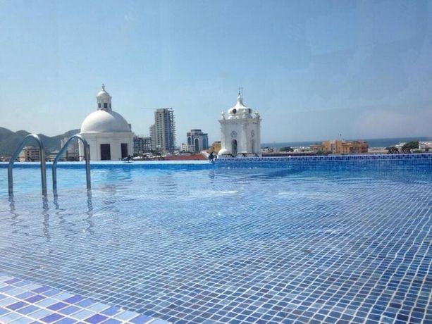 Imagen de los interiores del Hotel Catedral Plaza. Foto 16