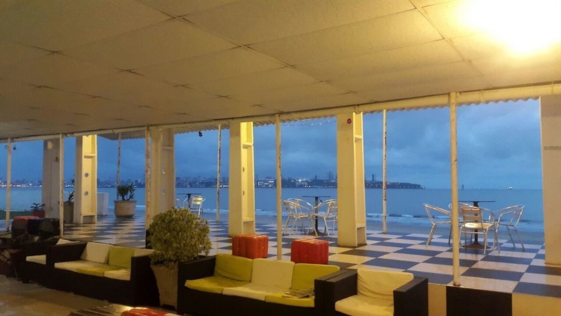 Imagen del bar/restaurante del Hotel Catembe Beach Lodge. Foto 4