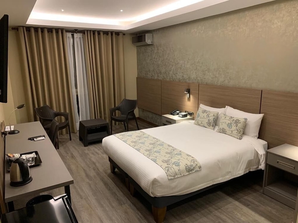 Imagen de la habitación del Hotel Catena. Foto 6