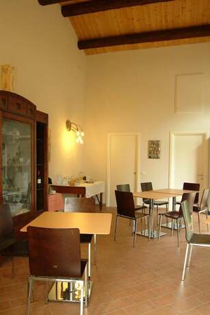 Imagen del bar/restaurante del Hotel Caterina Residence. Foto 2