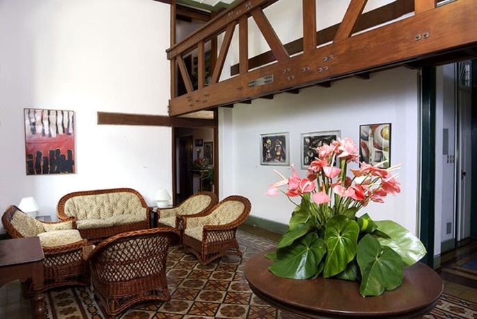 Imagen de los interiores del Hotel Catharina Paragua&ccedil;u. Foto 18