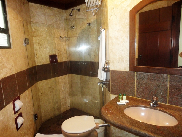 Imagen de la habitación del Hotel Catharina Paragua&ccedil;u. Foto 15