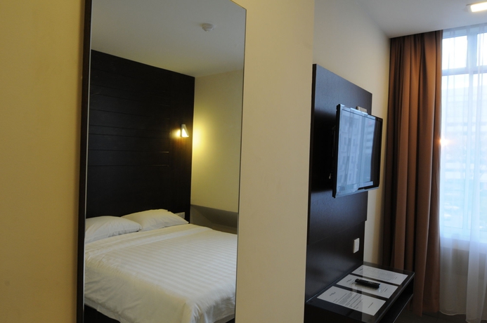 Imagen de la habitación del Hotel Cathay. Foto 11