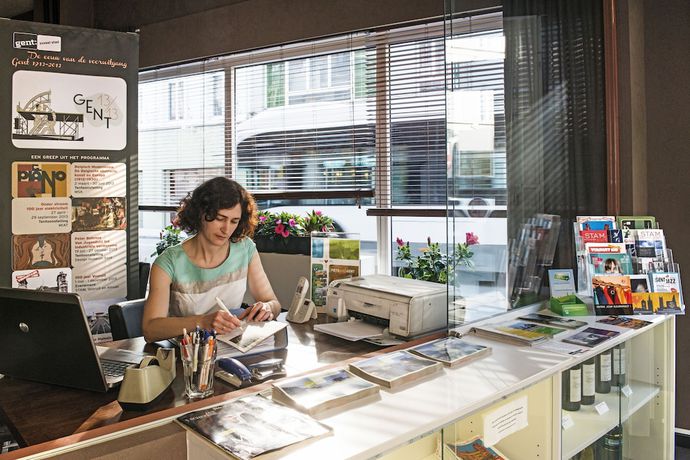 Imagen de los interiores del Hotel Cathedral. Foto 19