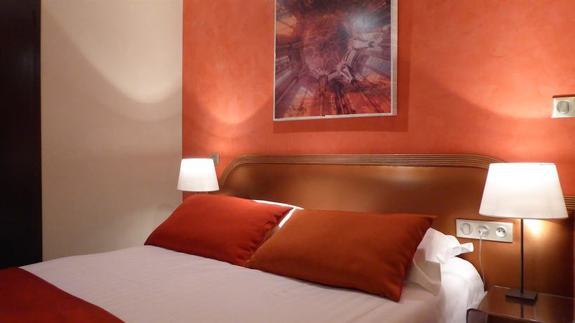 Imagen de la habitación del Hotel Cathedrale. Foto 8