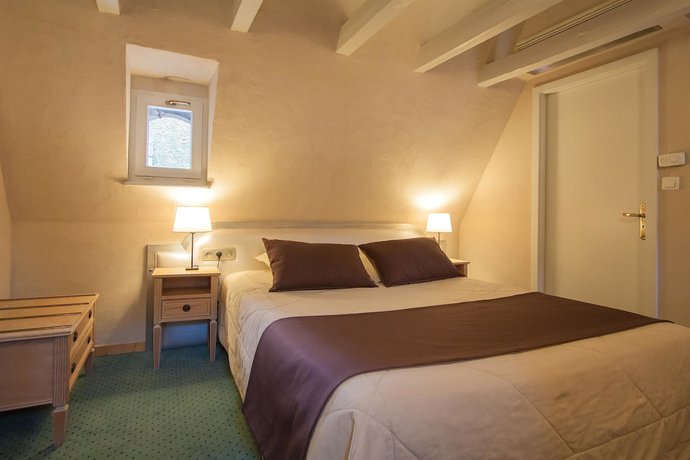 Imagen de la habitación del Hotel Cathedrale. Foto 11