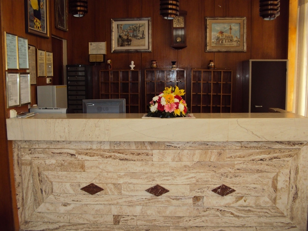 Imagen de los interiores del Hotel Catherine. Foto 16