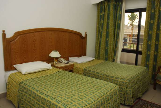 Imagen de la habitación del Hotel Catherine Plaza. Foto 11