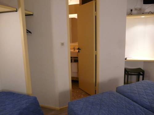 Imagen de la habitación del Hotel Cat'hotel. Foto 6