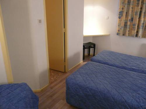 Imagen de la habitación del Hotel Cat'hotel. Foto 7