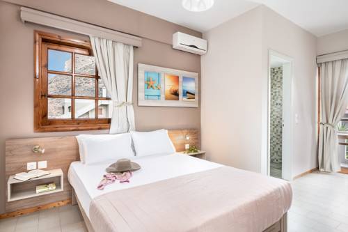 Imagen de la habitación del Hotel Cathrin Suites. Foto 4