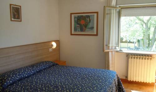 Imagen de la habitación del Hotel Catignano Ristorante. Foto 6