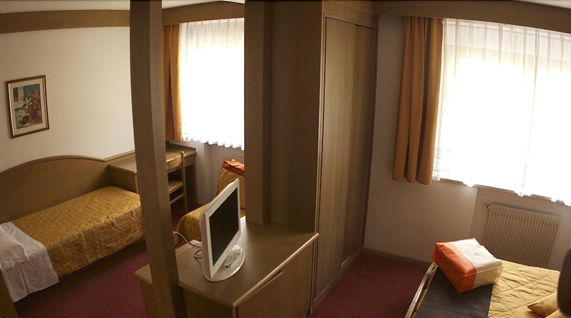 Imagen de la habitación del Hotel Catinaccio. Foto 10