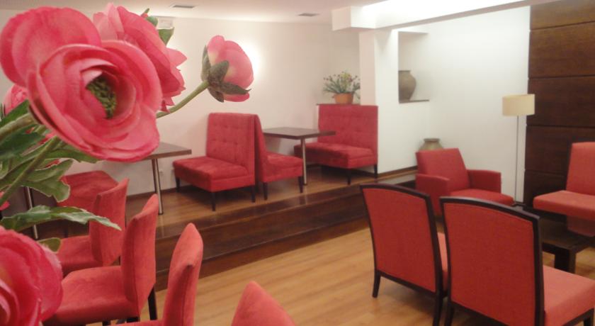 Imagen general del Hotel Católica. Foto 4