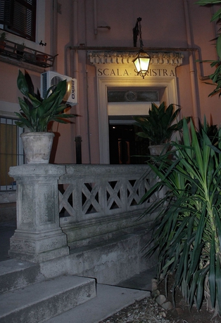 Imagen general del Hotel Catone. Foto 3